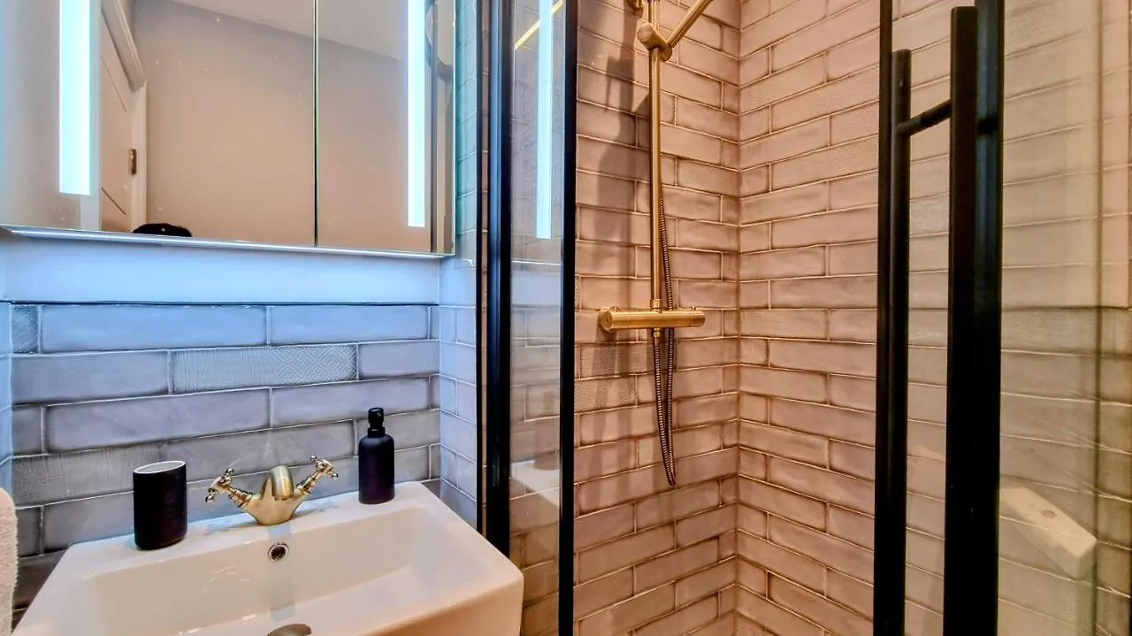 Spacious 4-Bed Brighton Townhouse Retreat Σπίτι διακοπών